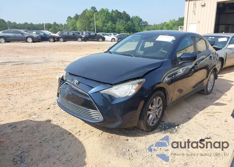 2017 Toyota Yaris Ia z USA, uszkodzony, nr VIN 3MYDLBYV4HY162849